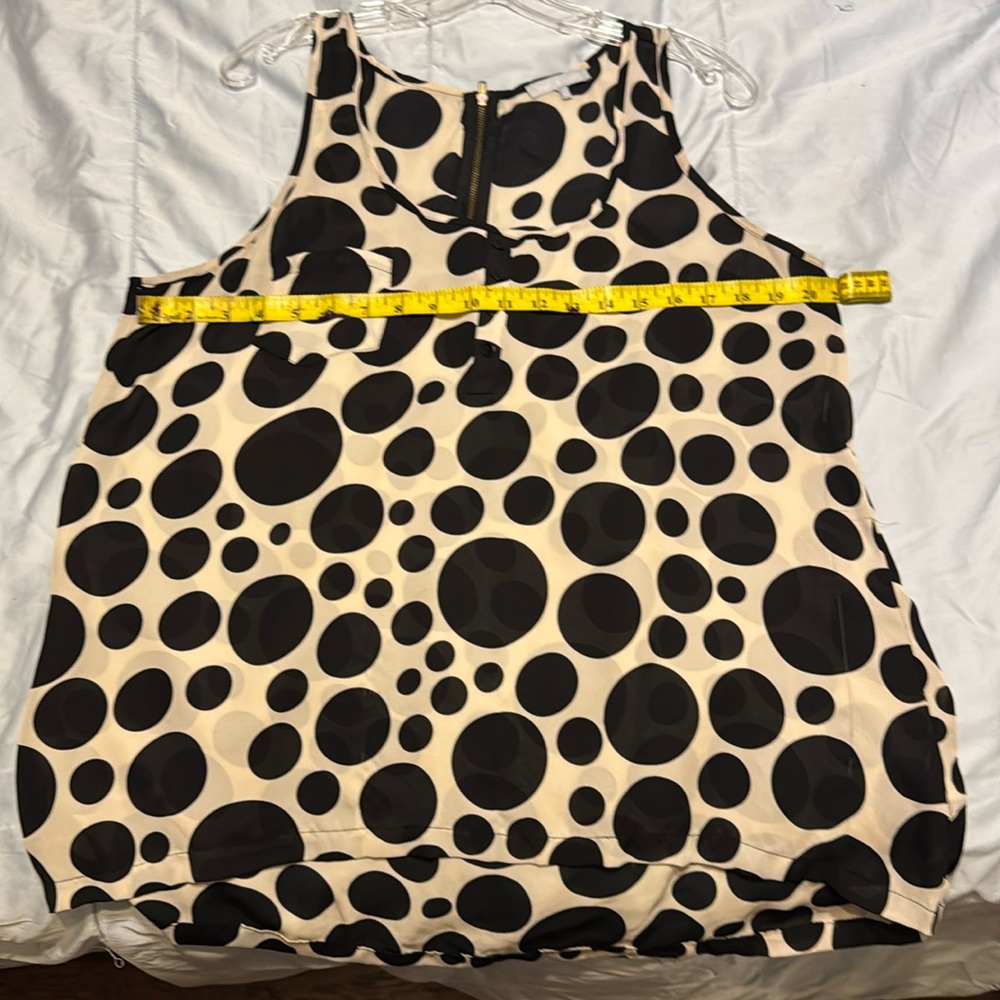 Black polka dot and cream sleeveless large blouse
Violet & Claire - super cute!